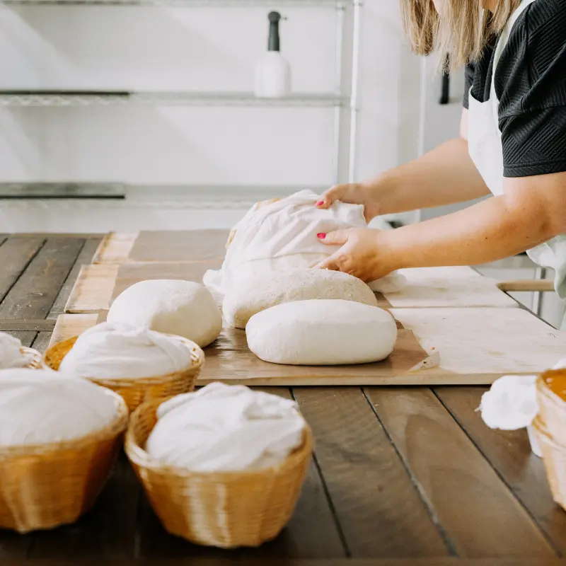 Let's learn to bake sourdough together.